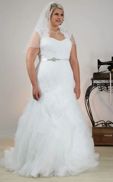 Trumpet Sleeveless Queen Anne Floor-Length Jeweled Tulle Plus Size Wedding Dress With Appliques And Ruffles