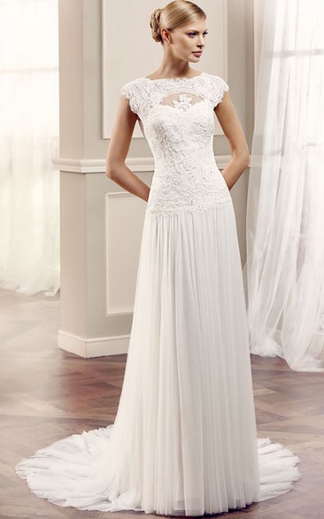 Sheath Jewel-Neck Sleeveless Pleated Chiffon&Lace Wedding Dress With Illusion