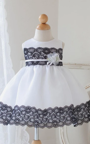 Tea-Length Floral Appliqued Lace&Organza Flower Girl Dress With Sash