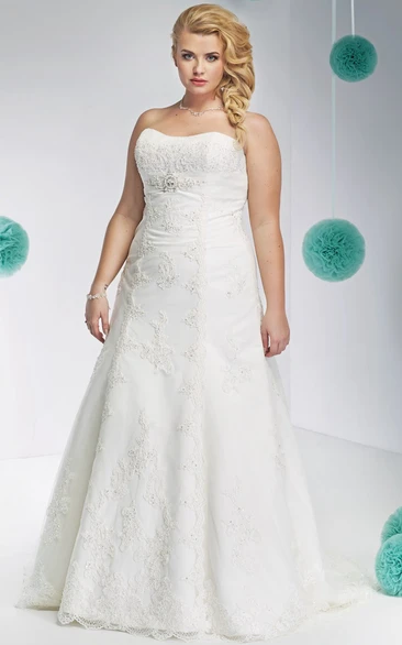 A-Line Strapless Appliqued Long Sleeveless Lace Plus Size Wedding Dress With Broach