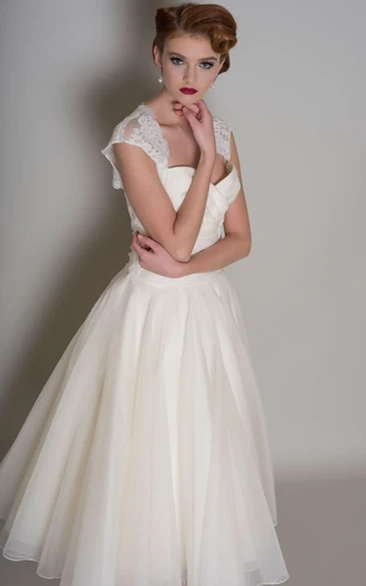 A-Line Queen-Anne Tea-Length Lace Organza Wedding Dress