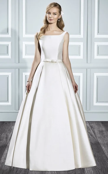 A-Line Long Square Sleeveless Satin Wedding Dress With Court Train And Backless Style