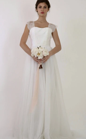 Casual A Line Tulle Scoop Brush Train Sleeveless Floor-Length Wedding Dress With Bow