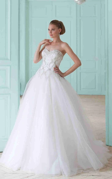 Ball Gown Sweetheart Tulle Wedding Dress With Beading And Lace Up