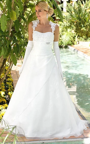 A-Line Appliqued Queen Anne Tulle&Satin Wedding Dress With Broach And Keyhole
