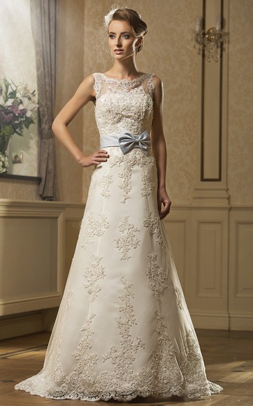 A-Line Scoop-Neck Appliqued Sleeveless Floor-Length Lace Wedding Dress With Bow