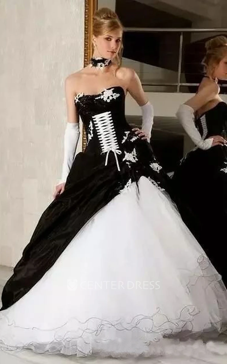 Sleeveless A-Line Sweetheart Organza Taffeta Floor-length Wedding Dress with Appliques and Ruffles