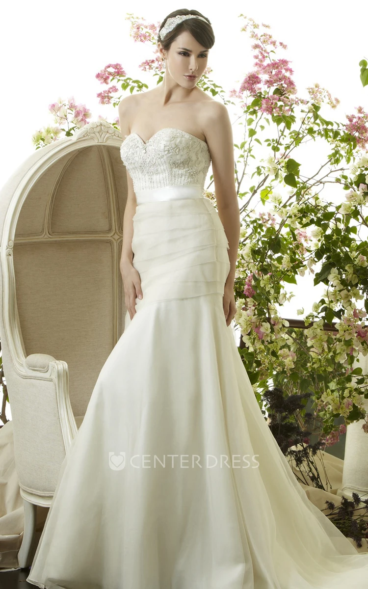 A-Line Sweetheart Sleeveless Beaded Tulle Wedding Dress