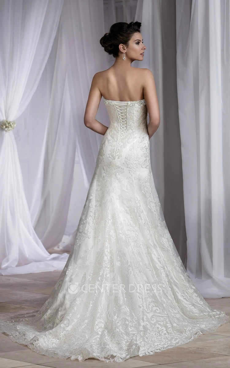 Sweetheart A-line Wedding Dress with Lace-up Back and Appliques