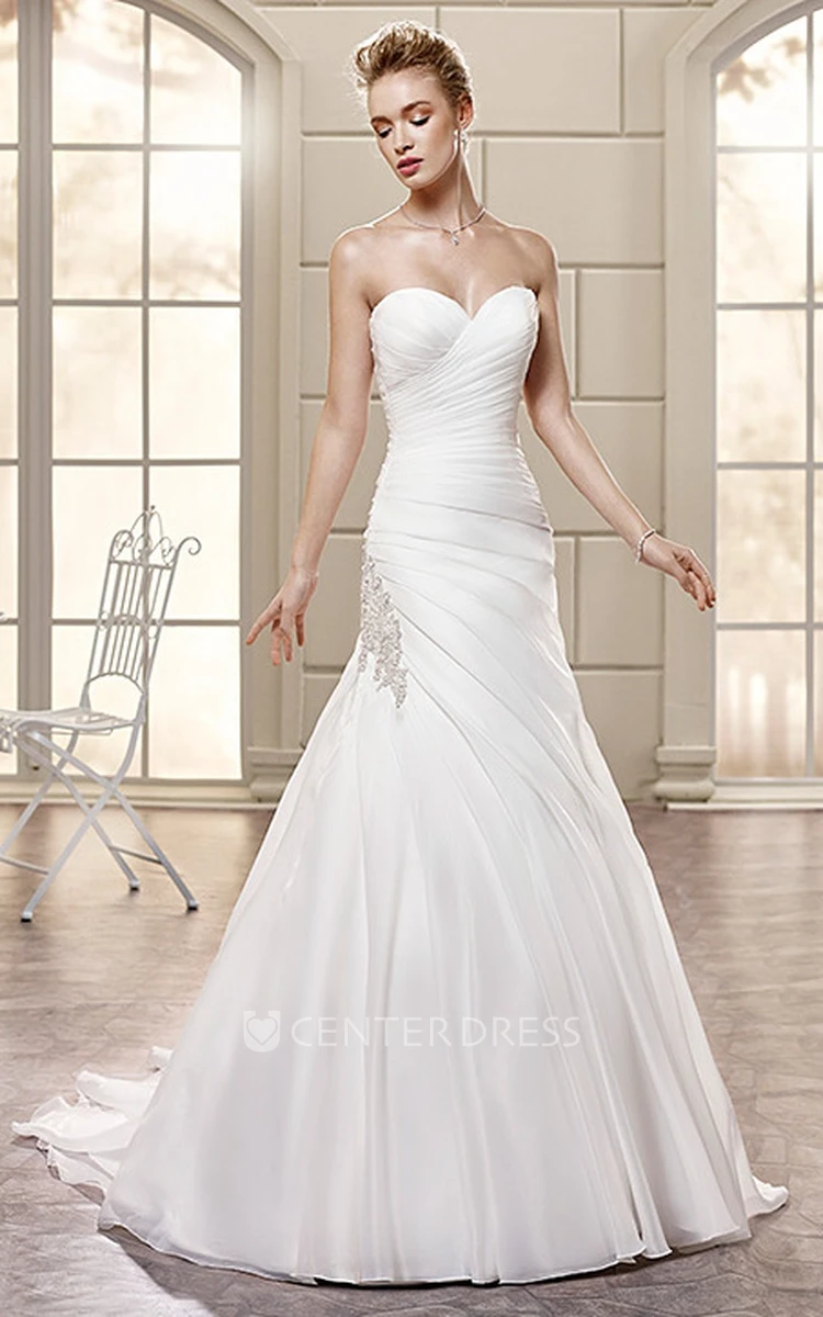 A-Line Sweetheart Beaded Sleeveless Floor-Length Satin Wedding Dress With Side Draping