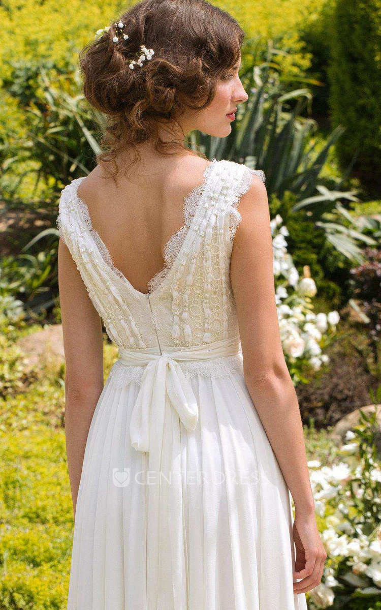 Plunged Sleeveless Chiffon Pleated Wedding Dress With Lace And Bow