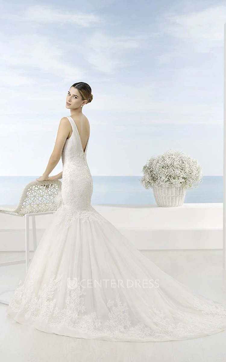 Trumpet Sleeveless Appliqued Long V-Neck Lace Wedding Dress With Flower And Deep-V Back