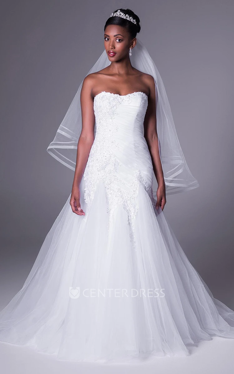 Trumpet Long Appliqued Strapless Tulle Wedding Dress With Ruching And Corset Back