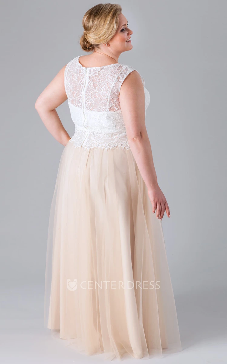 Lace Sleeveless V-Neck Tulle Bridesmaid Dress