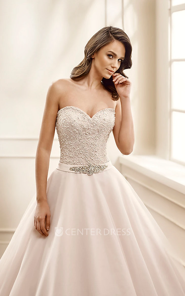 A-Line Sweetheart Jeweled Chiffon&Lace Wedding Dress With Beading And Appliques