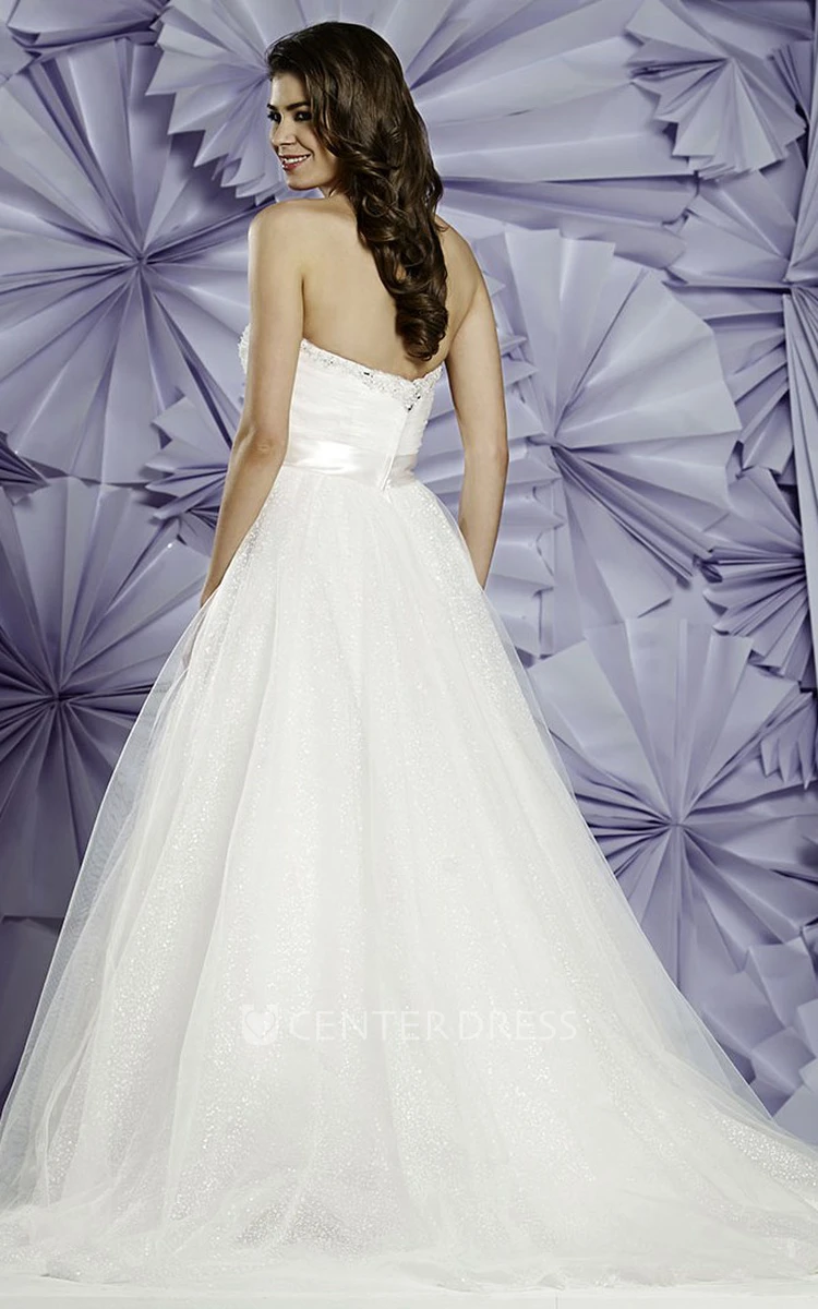 Ball Gown Sleeveless Beaded Sweetheart Long Tulle Wedding Dress With Sequins And Ruching