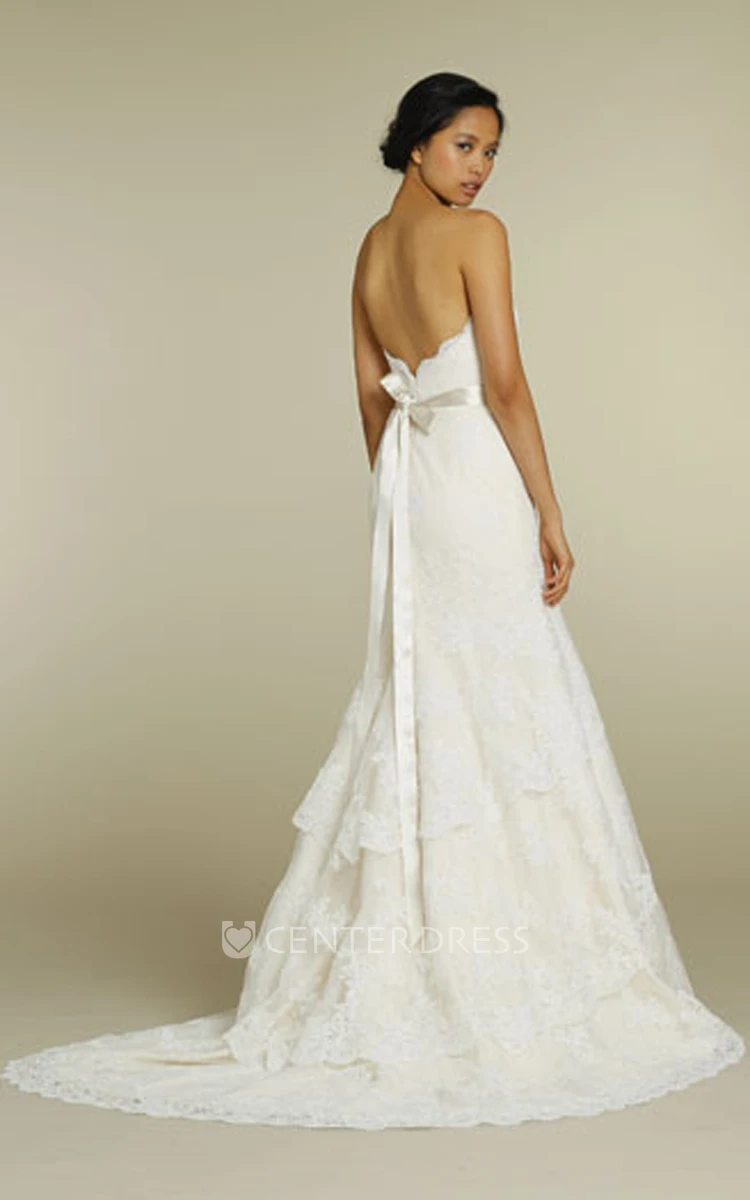 Alluring Sweetheart Neckline Tiered Lace Dress With Satin Ribbon