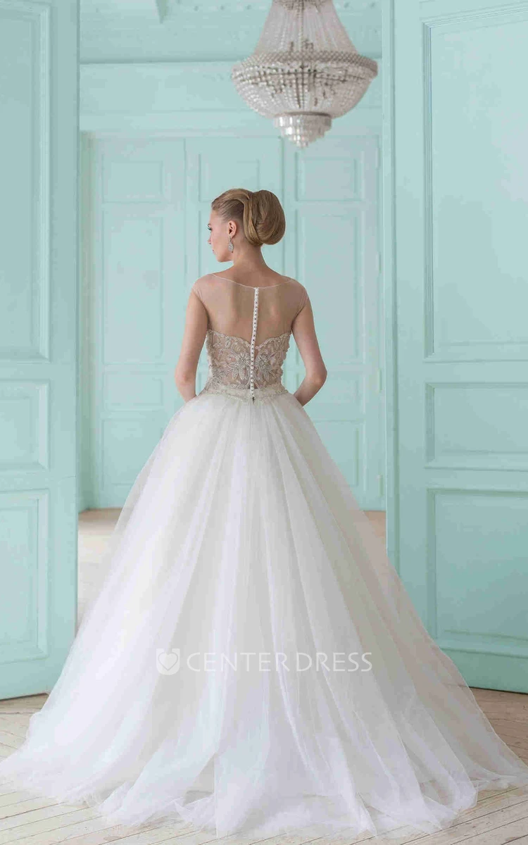 Ball Gown Scoop-Neck Sleeveless Tulle Wedding Dress With Beading And Illusion