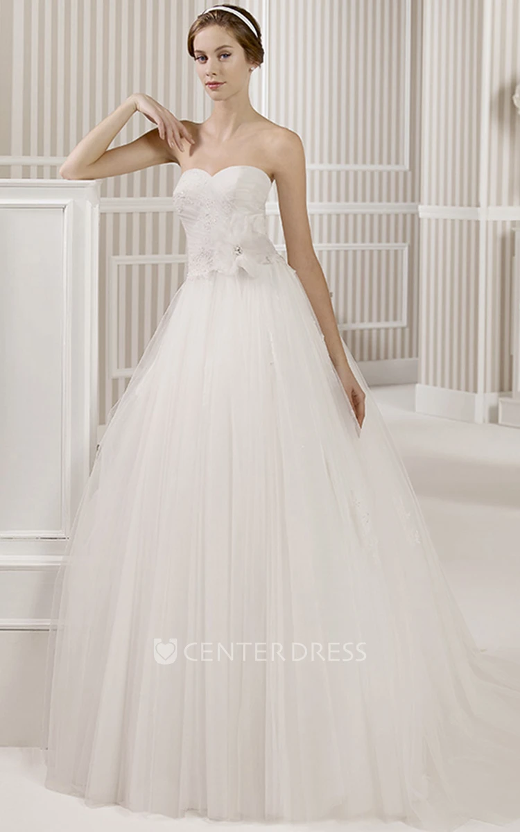 Ball Gown Sweetheart Tulle Wedding Dress With Criss Cross And Appliques