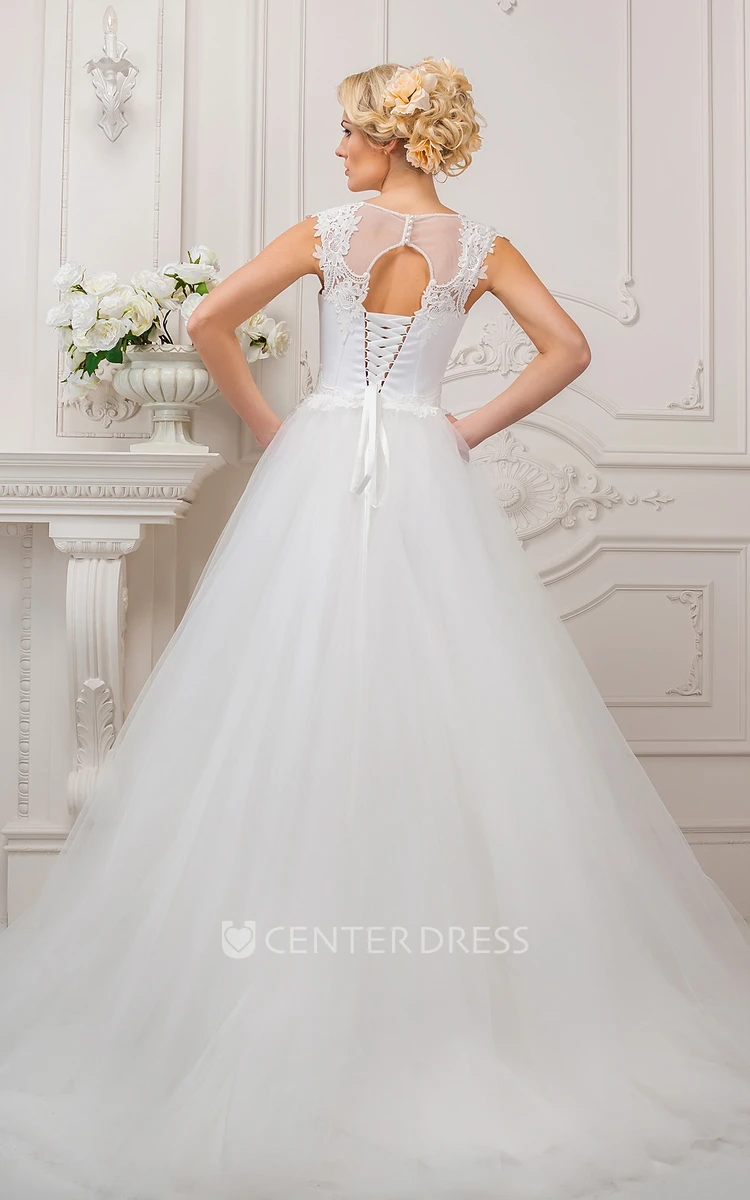 Ball Gown Floor-Length Jewel-Neck Appliqued Sleeveless Tulle Wedding Dress
