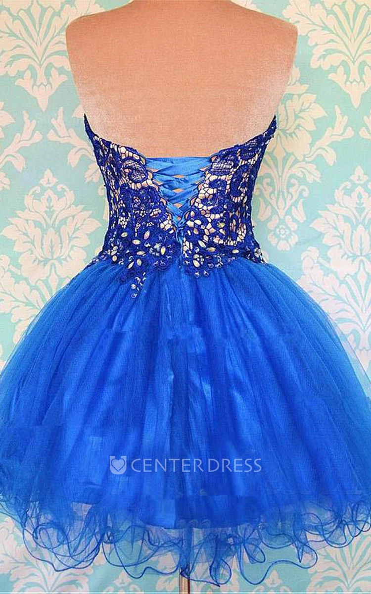 Modern Sweetheart Sleeveless Short Homecoming Dress With Appliques