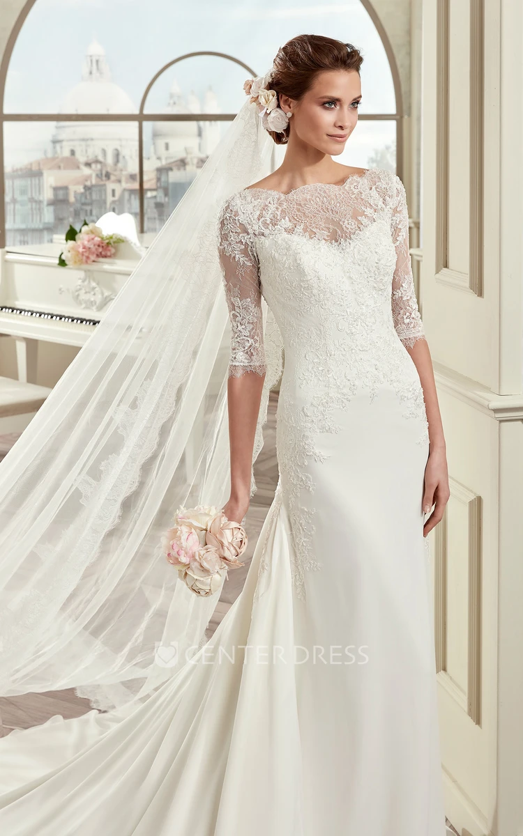 Scalloped-Neck Sheath Bridal Gown With Half-Sleeve And Court Train
