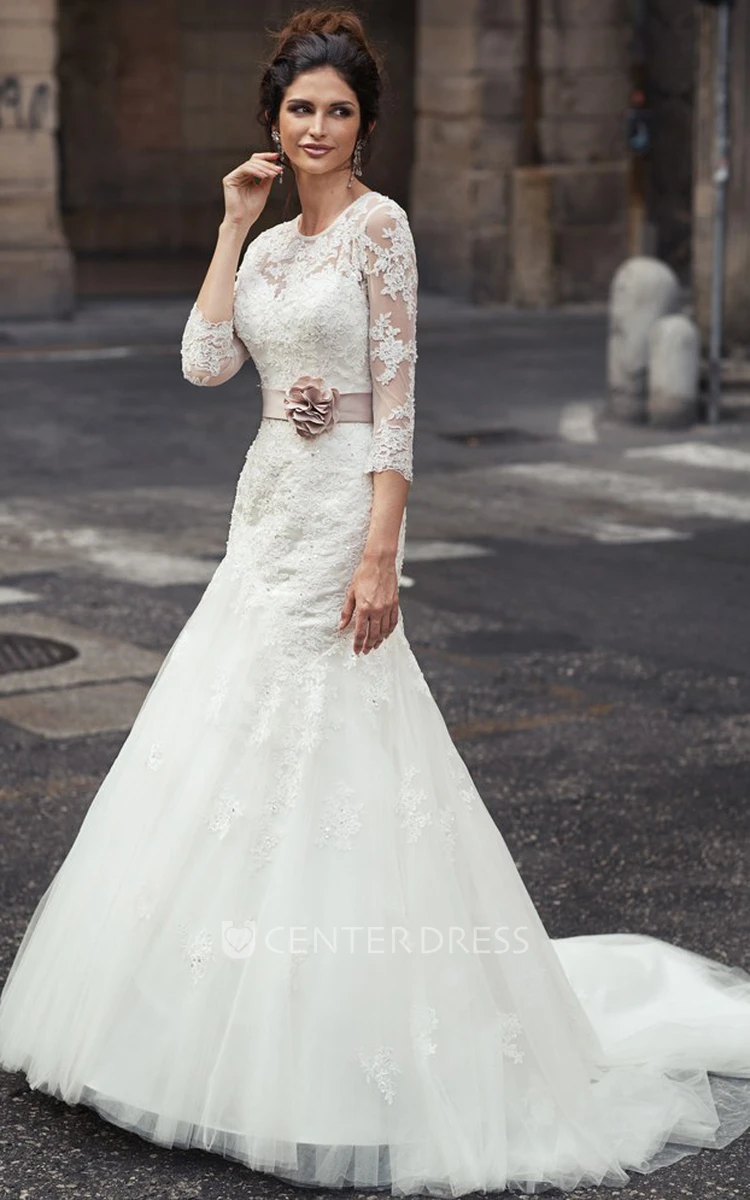 Maxi 3-4-Sleeve Appliqued Scoop-Neck Lace&Tulle Wedding Dress With Flower