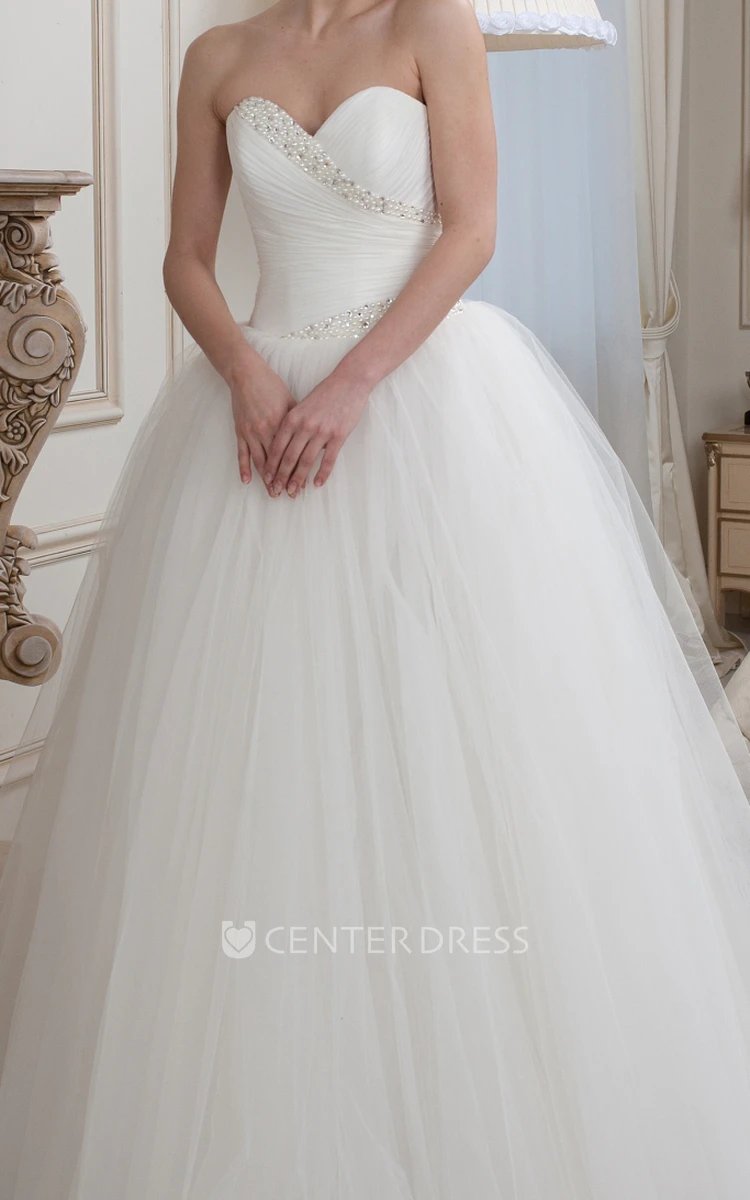 A-Line Sweetheart Long Criss-Cross Sleeveless Tulle Wedding Dress With Beading