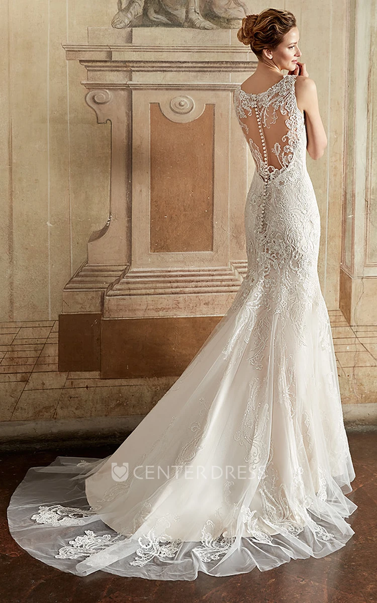 Sheath Sleeveless Scoop-Neck Long Appliqued Lace Wedding Dress