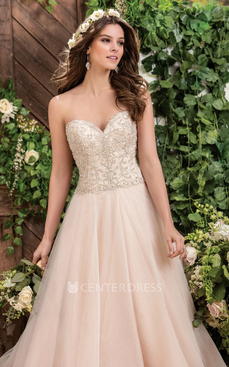 Sweetheart A-Line Tiered Wedding Dress With Beaded Bodice