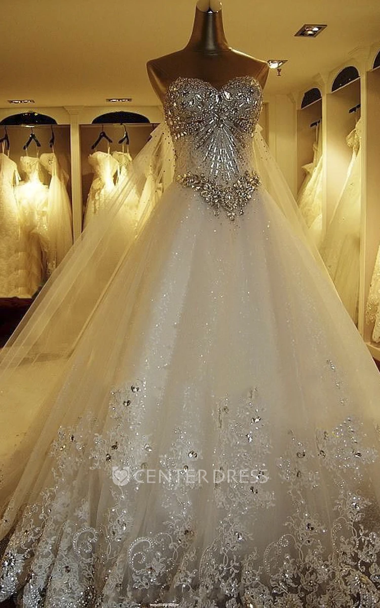 Luxury Watteau Train Lace Appliques Strapless Sweetheart Wedding Dress With Train And Beading