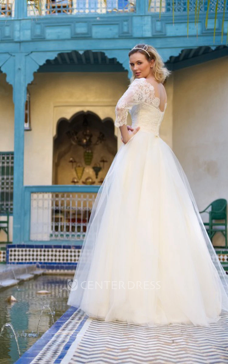 A-Line Jewel-Neck 3-4-Sleeve Bowed Tulle Wedding Dress With Lace