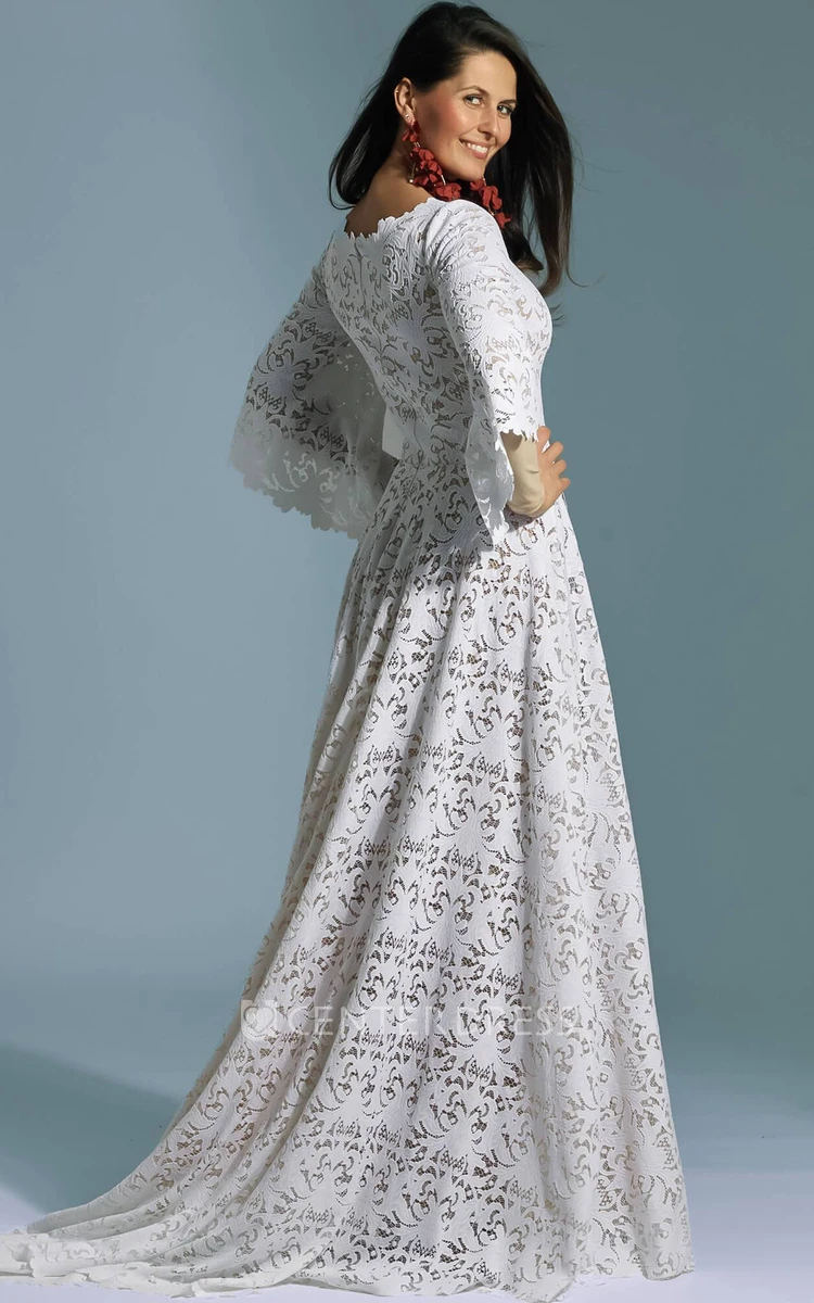 Lace Bohemian Jewel NeckLine A-Line Wedding Dress With Zipper Back And Split Front