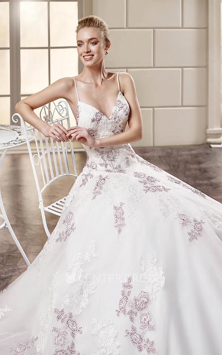 Ball Gown Spaghetti Appliqued Long Sleeveless Tulle&Lace Wedding Dress