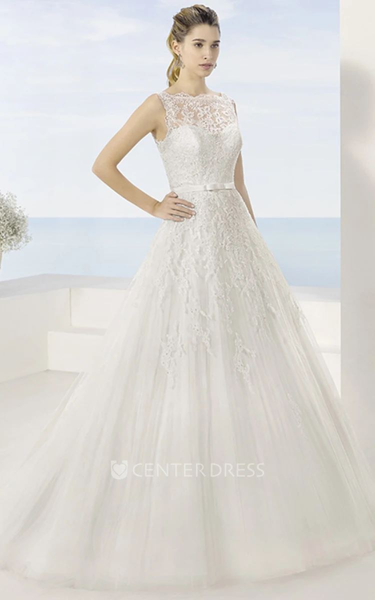 A-Line Floor-Length Bateau Sleeveless Appliqued Tulle Wedding Dress With Pleats And Illusion Back
