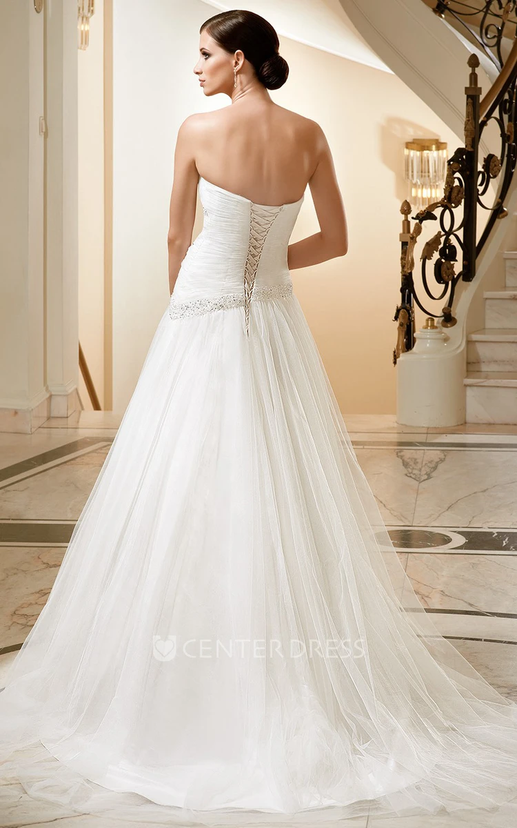 A-Line Sweetheart Long Ruched Sleeveless Tulle Wedding Dress With Beading