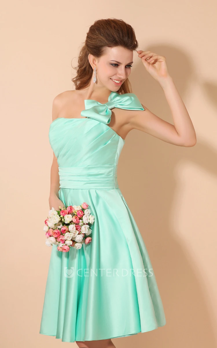 Sleeveless Single-Strap Satin Short Bridesmaid Dress With Bow And Ruching