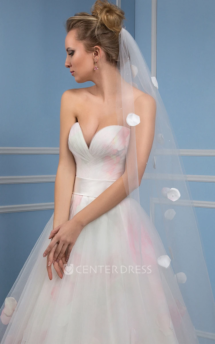 A-Line Sweetheart Tulle Wedding Dress With Flower And Lace Up