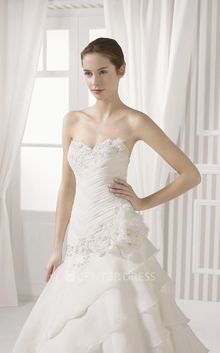 A-Line Tiered Floor-Length Sweetheart Chiffon Wedding Dress With Ruching And Flower