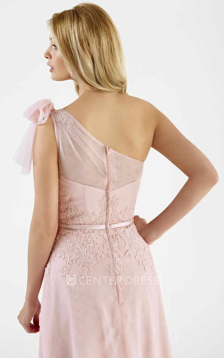 One-Shoulder Sleeveless Chiffon Bridesmaid Dress With Bow And Illusion