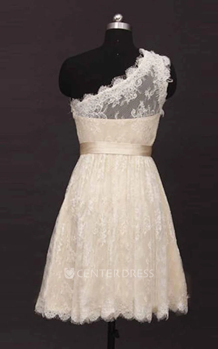 A-line One-Shoulder Sleeveless Lace Short Dresses