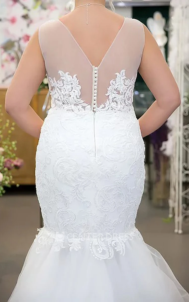 Modern Mermaid Sleeveless Court Train Lace Button Wedding Dress with Appliques
