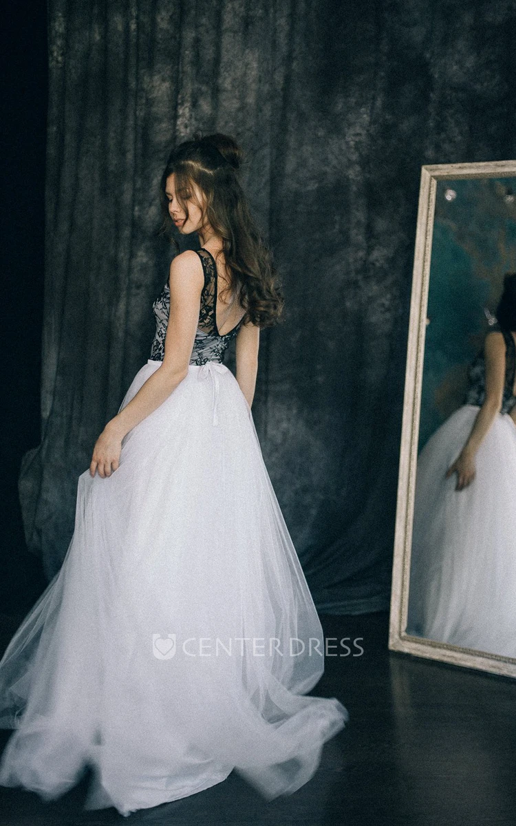 Sheath Sleeveless Floor-length Straps Open Back With Zipper Appliques Lace Pleats Black Wedding Dress
