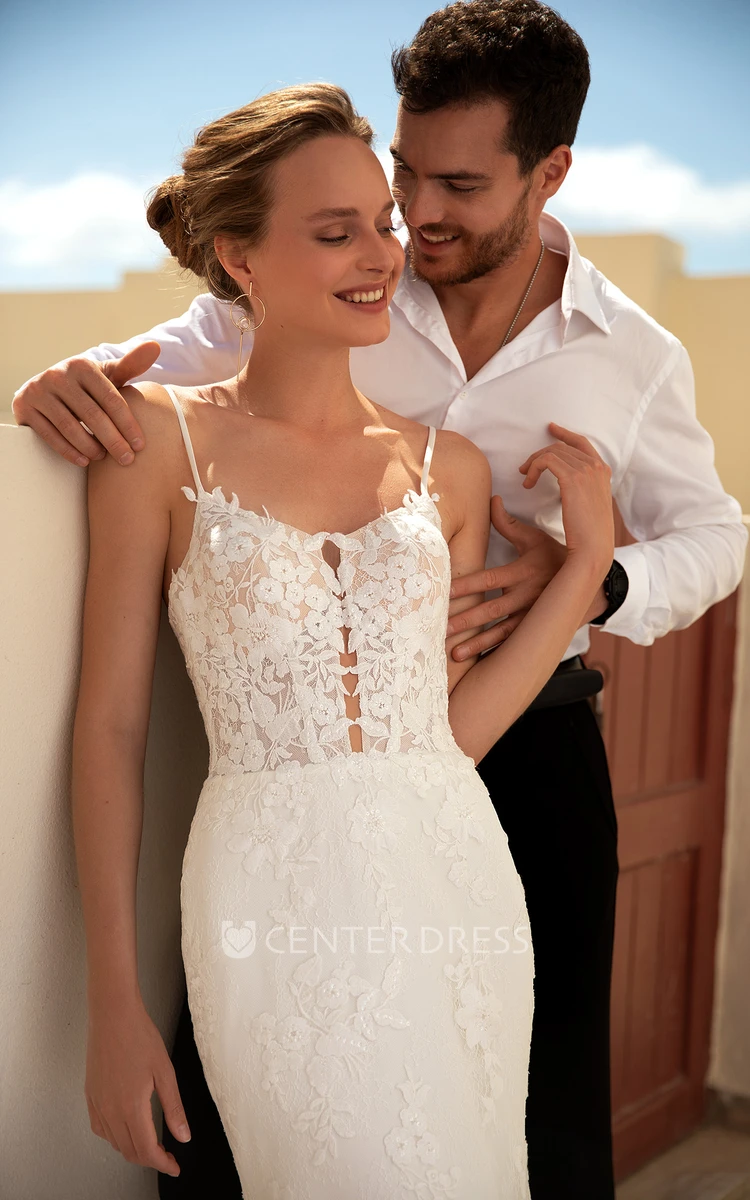 Ethereal Trumpet Open Back Lace Wedding Dress With Spaghetti Straps And Appliques