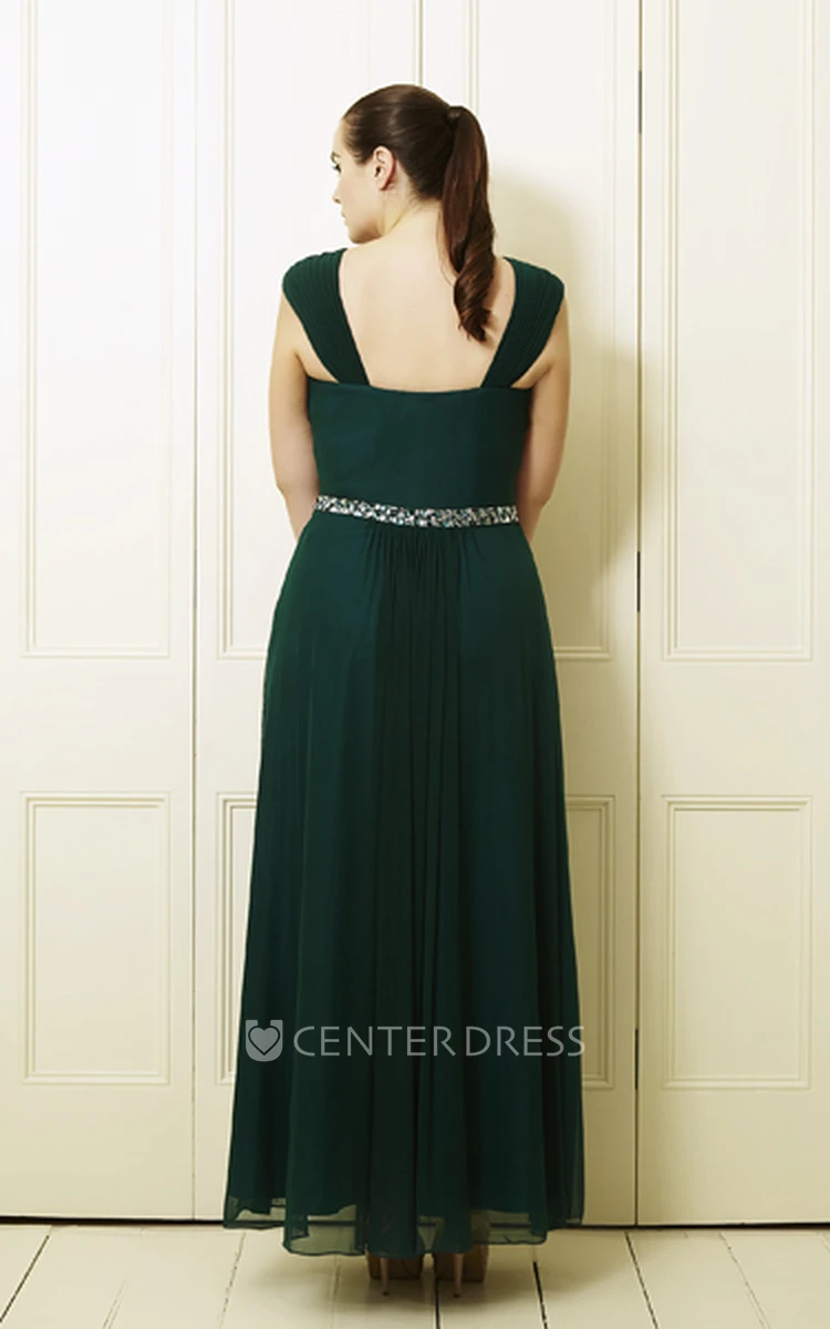 A-Line Knee-Length Sleeveless Beaded Queen-Anne Chiffon Plus Size Prom Dress With Ruching