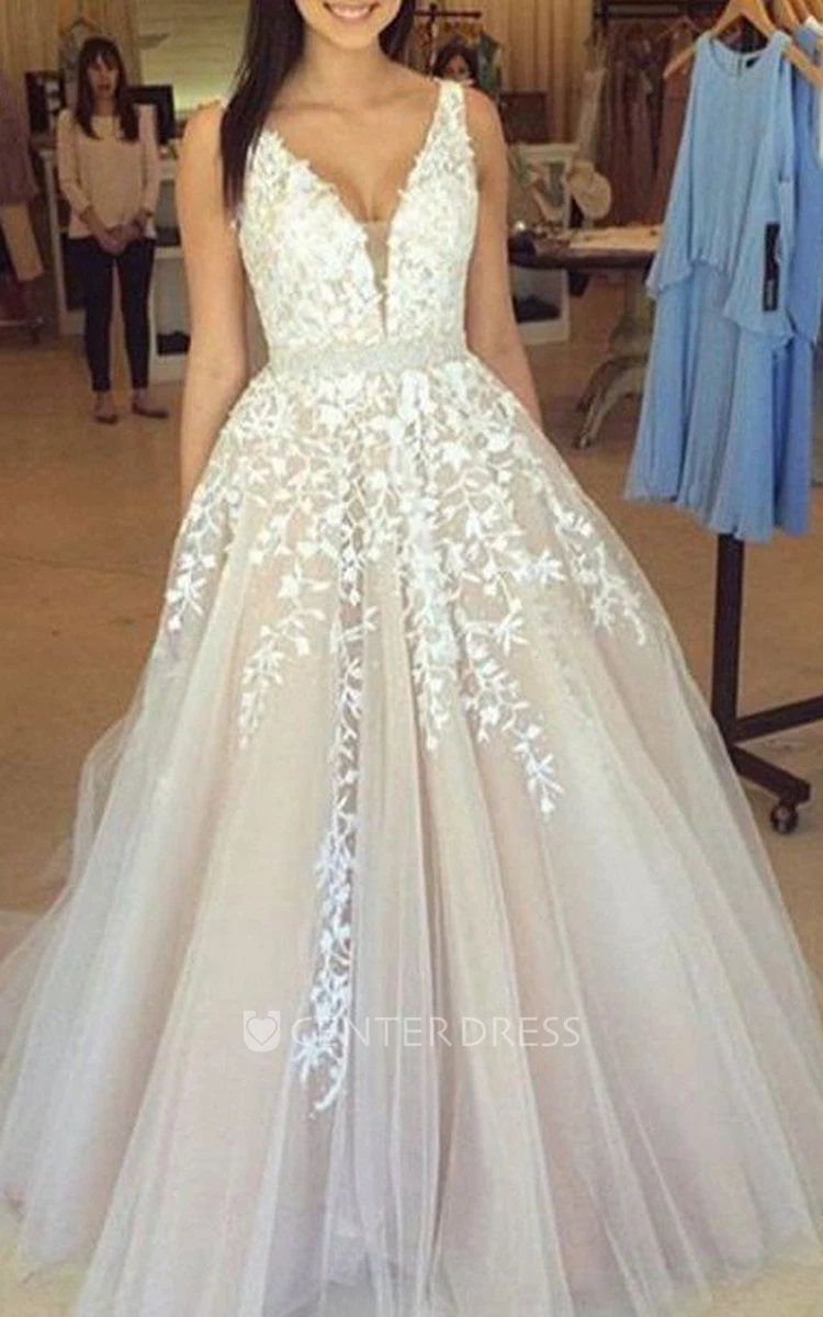 Sleeveless Floor-length A-Line Ball Gown V-neck Lace Tulle Dress