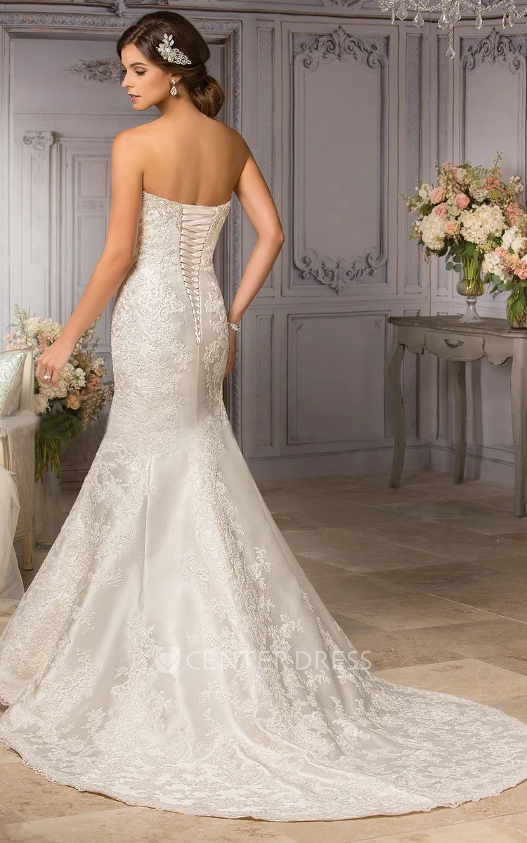 Sweetheart Mermaid Gown With Appliques And Lace-Up Back