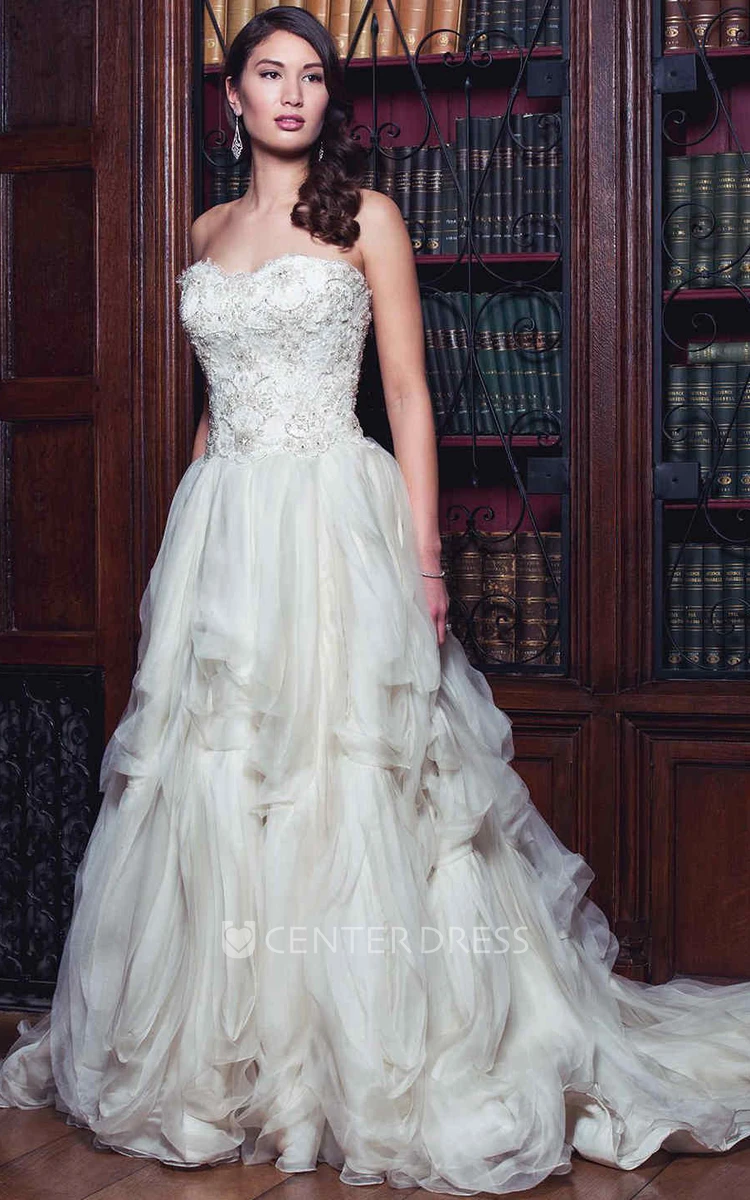Ball Gown Sweetheart Sleeveless Floor-Length Rufflesd Tulle Wedding Dress With Beading