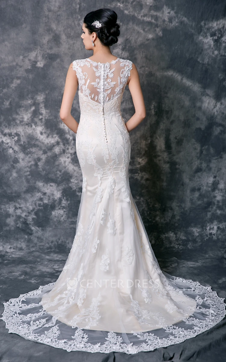 Mermaid Sleeveless High Neck Lace Wedding Dress with Court Train