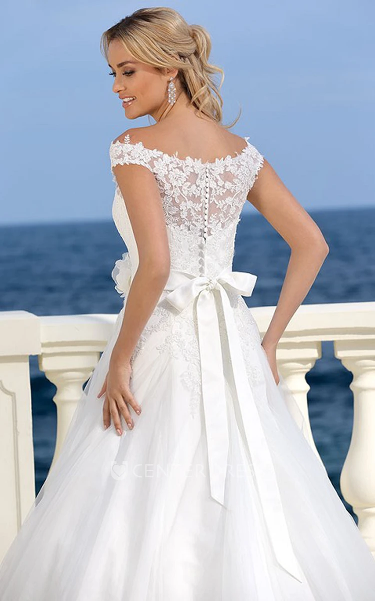 Off-The-Shoulder Long Bowed Appliqued Tulle Wedding Dress